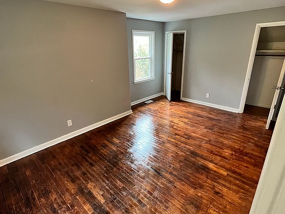3rd image of 326 Murrell St