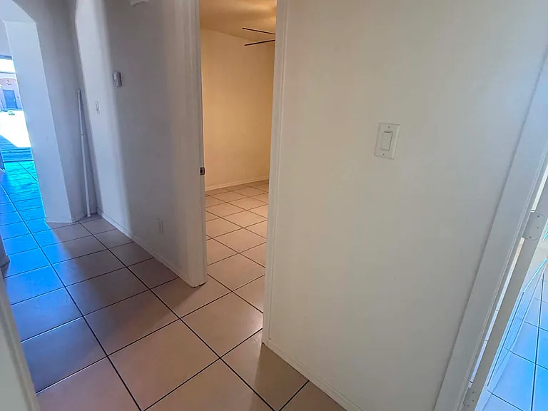 1461 N De La Vara Ave — Photo 13