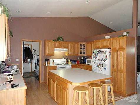 3rd image of 8415 Shorthorn Dr