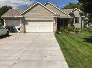2815 88th Ln NE, Blaine, MN 55449