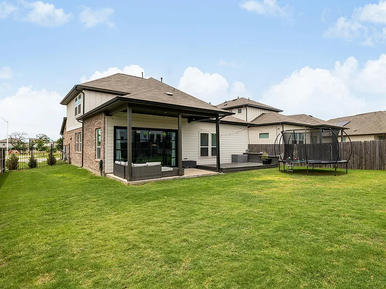453 Arrowhead Vine St — Photo 26