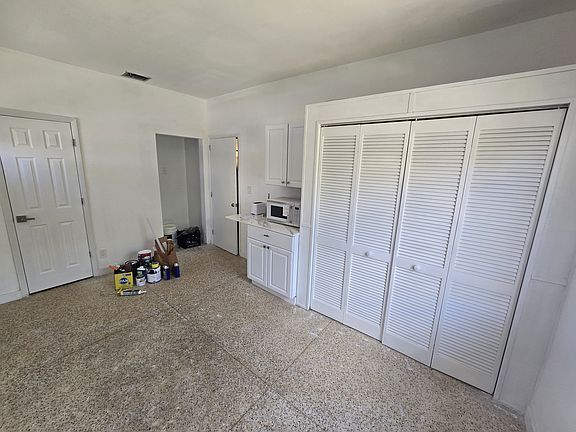 2nd image of 3450 Garden Ave