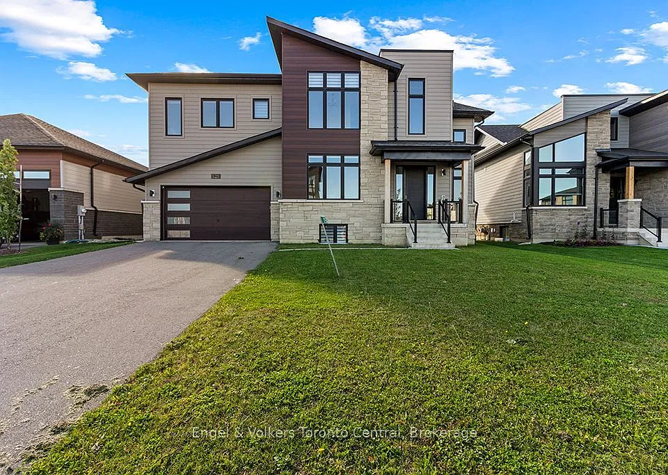 125 Stoneleigh Dr