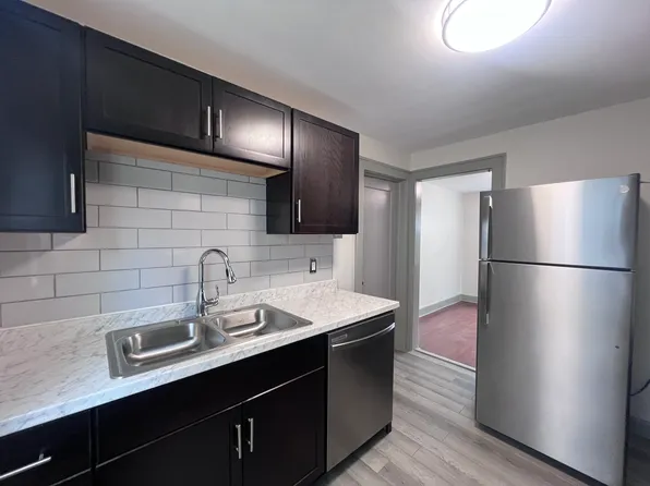 211 Sanders Rd #1, Buffalo, NY 14216