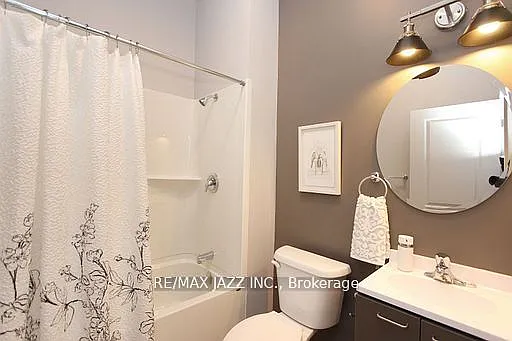 14 1/2 King St E #302 — Photo 13