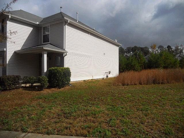 2nd image of 5912 El Segundo Way