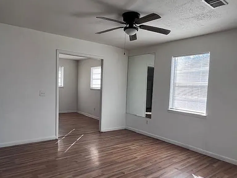 520 Brewer Dr — Photo 12