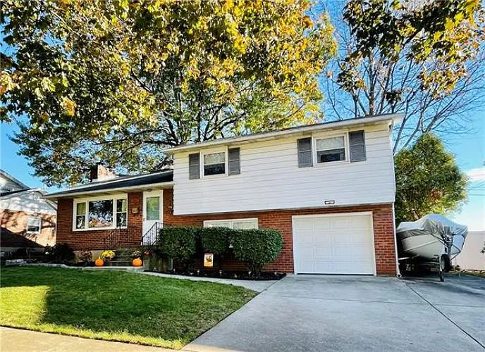 1505 Shelbourne Dr photo 1