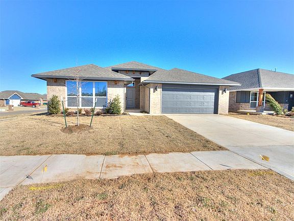 2nd image of 1000 Redwood Creek Dr