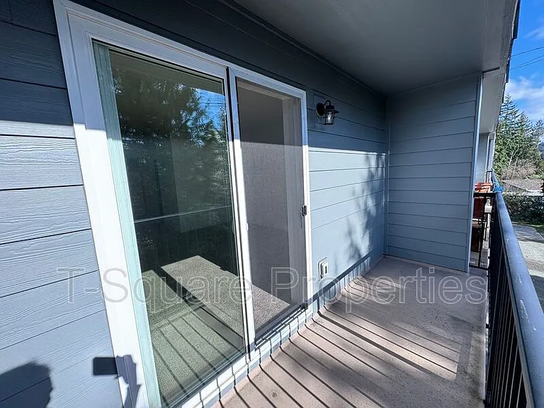 225 164th St SE #102 — Photo 14