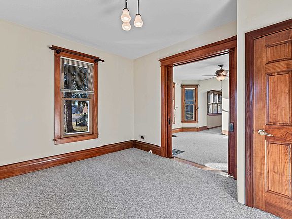 3rd image of 510-510 1/2 N Spring St