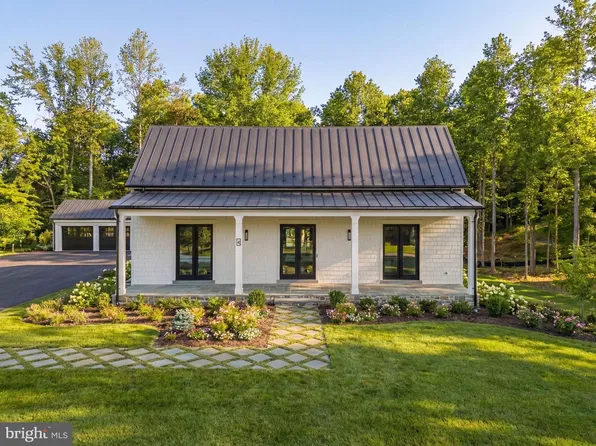 4 Foxtrot Knoll Ln, Middleburg, VA 20117