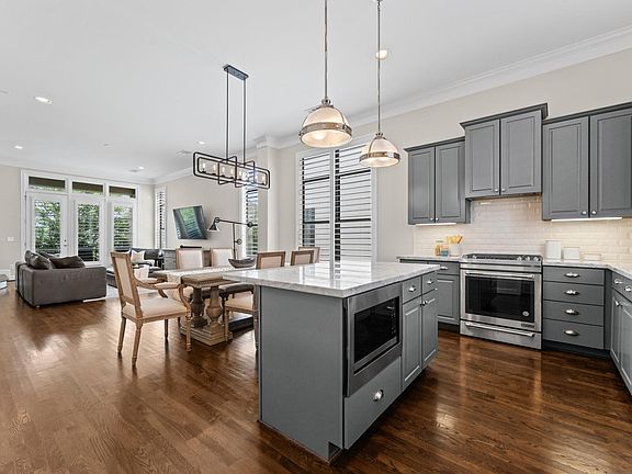 5th image of 1209 W 24th St #B