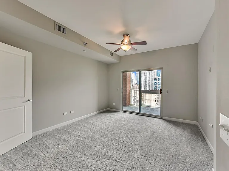 720 W Randolph St #1003 — Photo 9