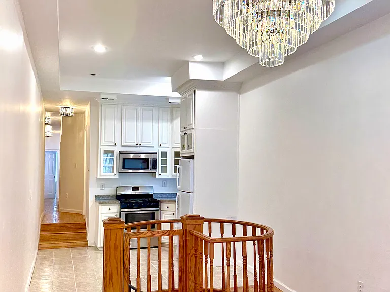 381 Palisade Ave #1F — Photo 7
