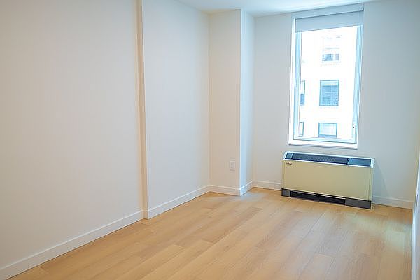 1st image of 20 Broad St APT 1119