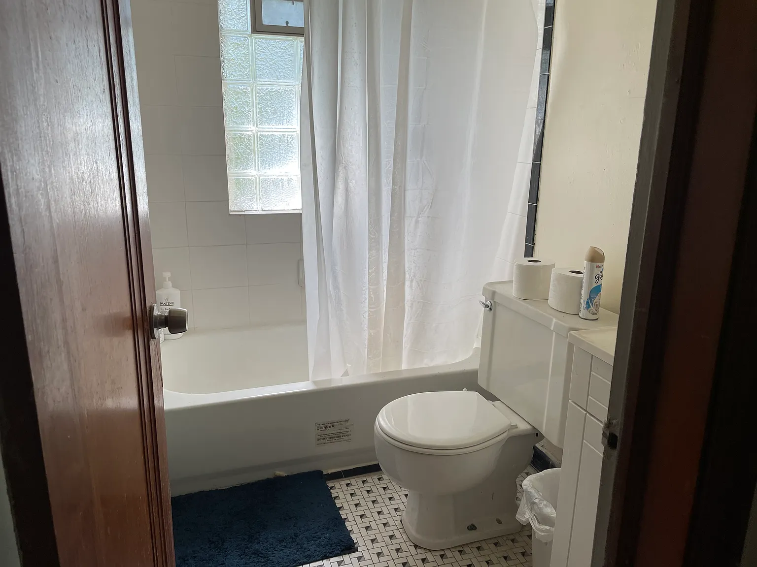 1 bed, 800 sqft, $1,025 — Photo 4