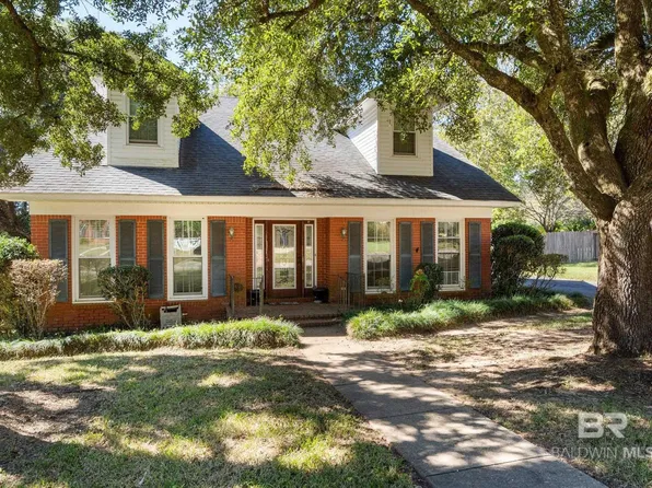 2020 Lighterwood Ct, Mobile, AL 36609
