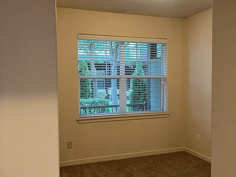 11227 SE Causey Cir — Photo 4
