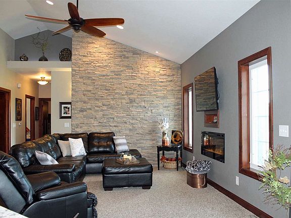 4th image of 122 Flintstone Dr