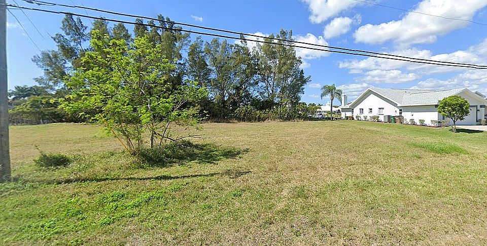 1st image of 5320 SW 24th Pl