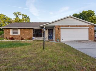 5904 Wilson Dr, Zephyrhills, FL 33542