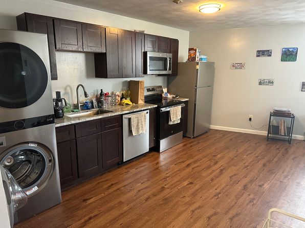 607 Charles St APT 10