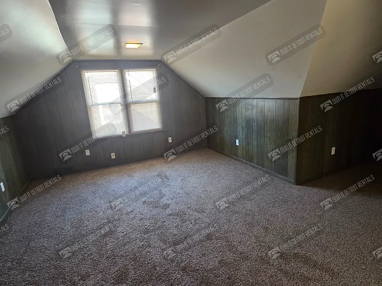 16670 Collingham Dr — Photo 17