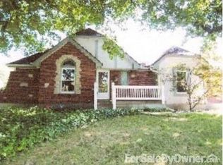 3900 SW Washington Dr, Blue Springs, MO 64014