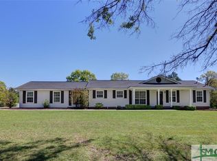 346 Old River Rd, Bloomingdale, GA 31302
