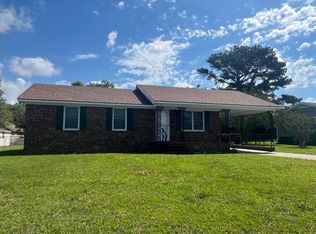 3815 Robin Rd, Ayden, NC 28513