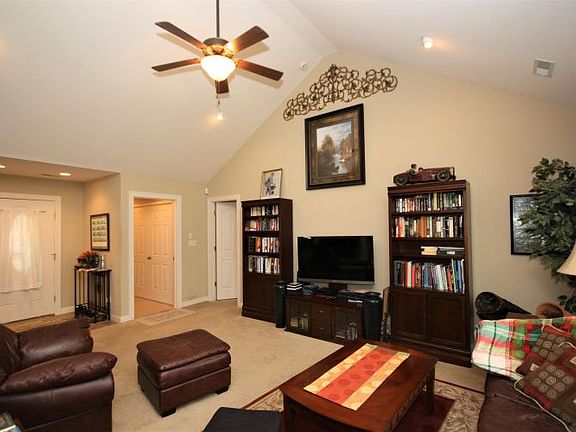 4th image of 5309 Olivia Ray Dr