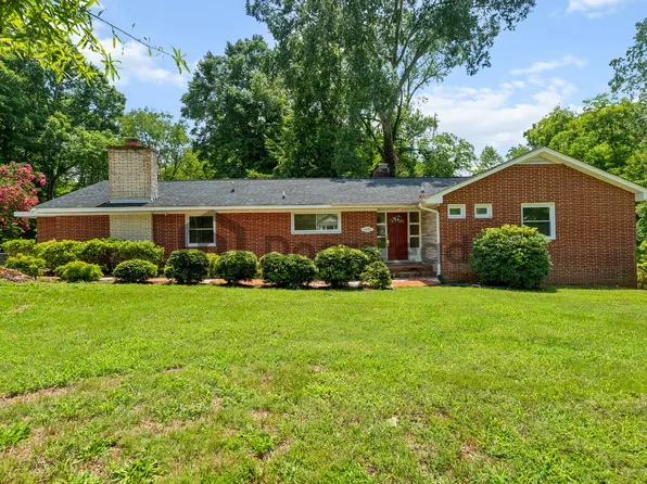 1217 Forestdale Dr, Salisbury, NC 28144