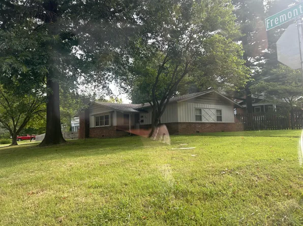1248 S Fremont Avenue, Springfield, MO 65804