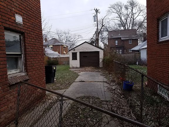 3rd image of 13952 Penrod St
