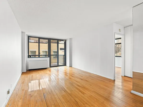 300 East 54th Street image 1 of 6