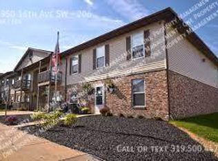 4950 16th Ave SW #206, Cedar Rapids, IA 52404