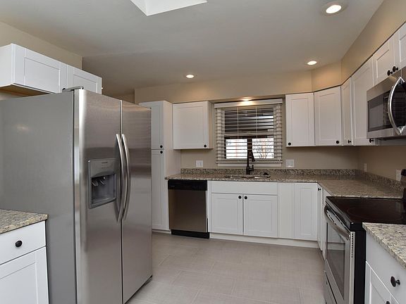 3rd image of 3308 Tharp Dr