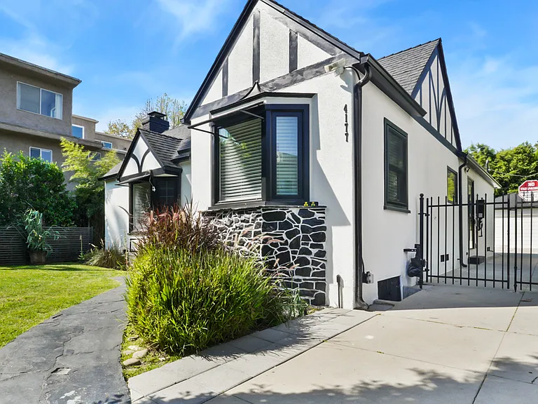 4177 Fair Ave — Photo 8