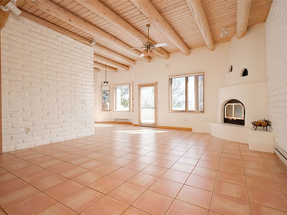 2nd image of 33 Herrada Rd