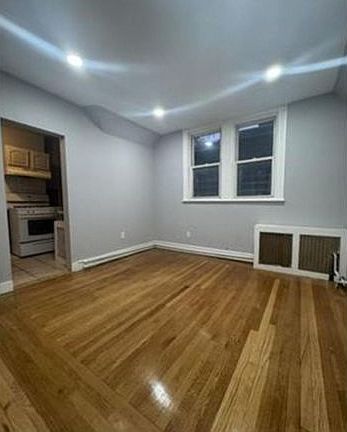 3rd image of 212 Buena Vista Ave #3-F