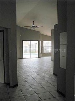 3rd image of 1505 Wakefield Dr
