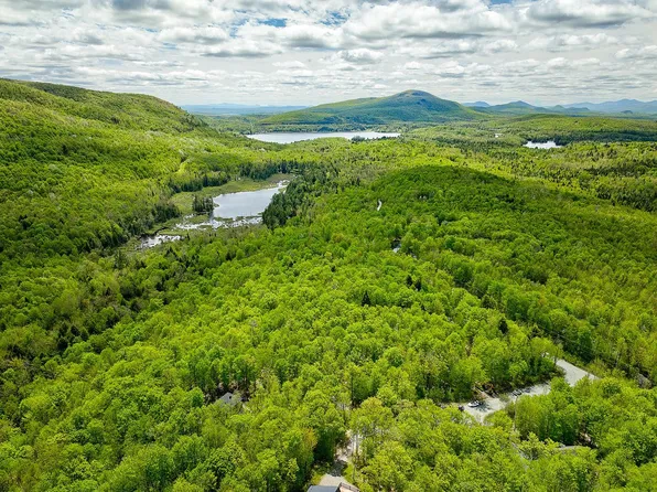 12 Place Ave #Raserve, Eastman, QC J0E 1P0