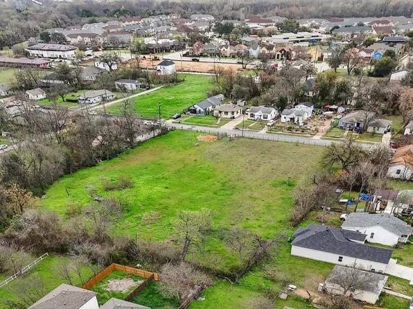 4723 Collins Ave, Dallas, TX 75210