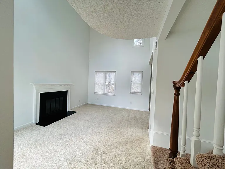 610 Pisgah Church Rd #4 — Photo 23