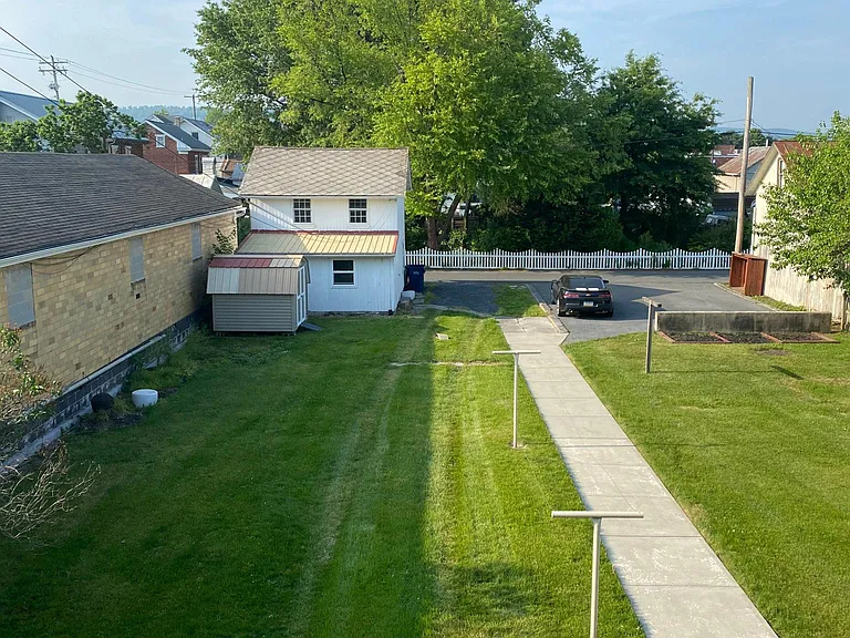 105 E Main St #2 — Photo 41