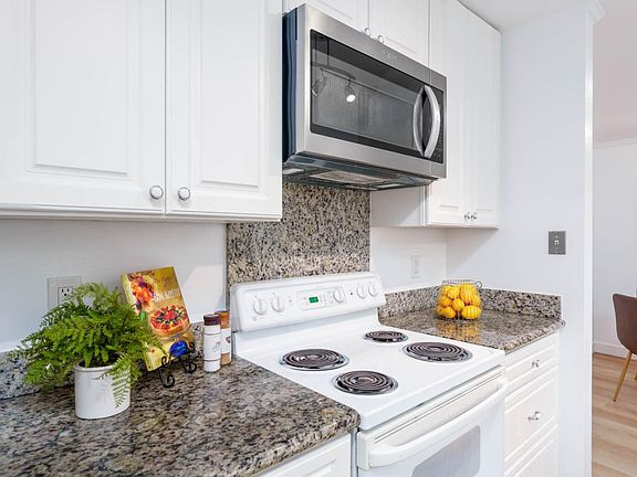 5th image of 1919 Alameda De Las Pulgas APT 42