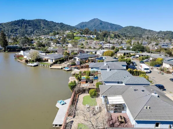 14 Chickasaw Court, Corte Madera, CA 94925