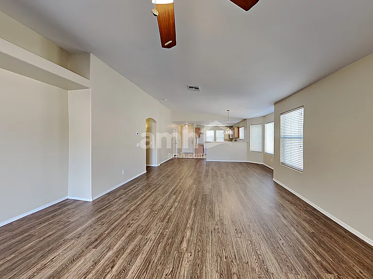 24160 W Lasso Ln — Photo 5