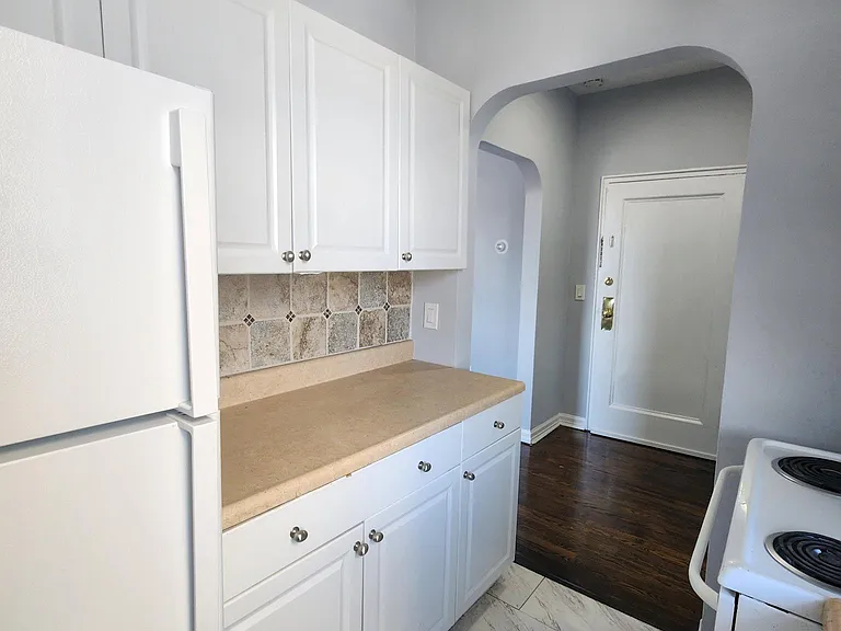 36 Hillside Ave #1 — Photo 3